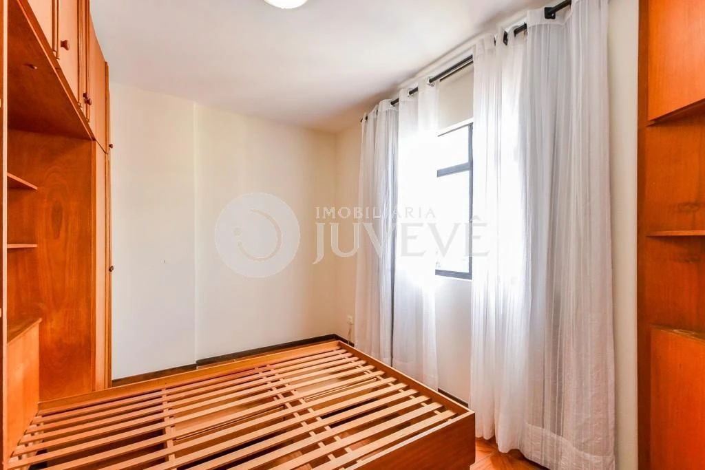 Apartamento de 2 quartos com cozinha fechada e 1 vaga — photo 15