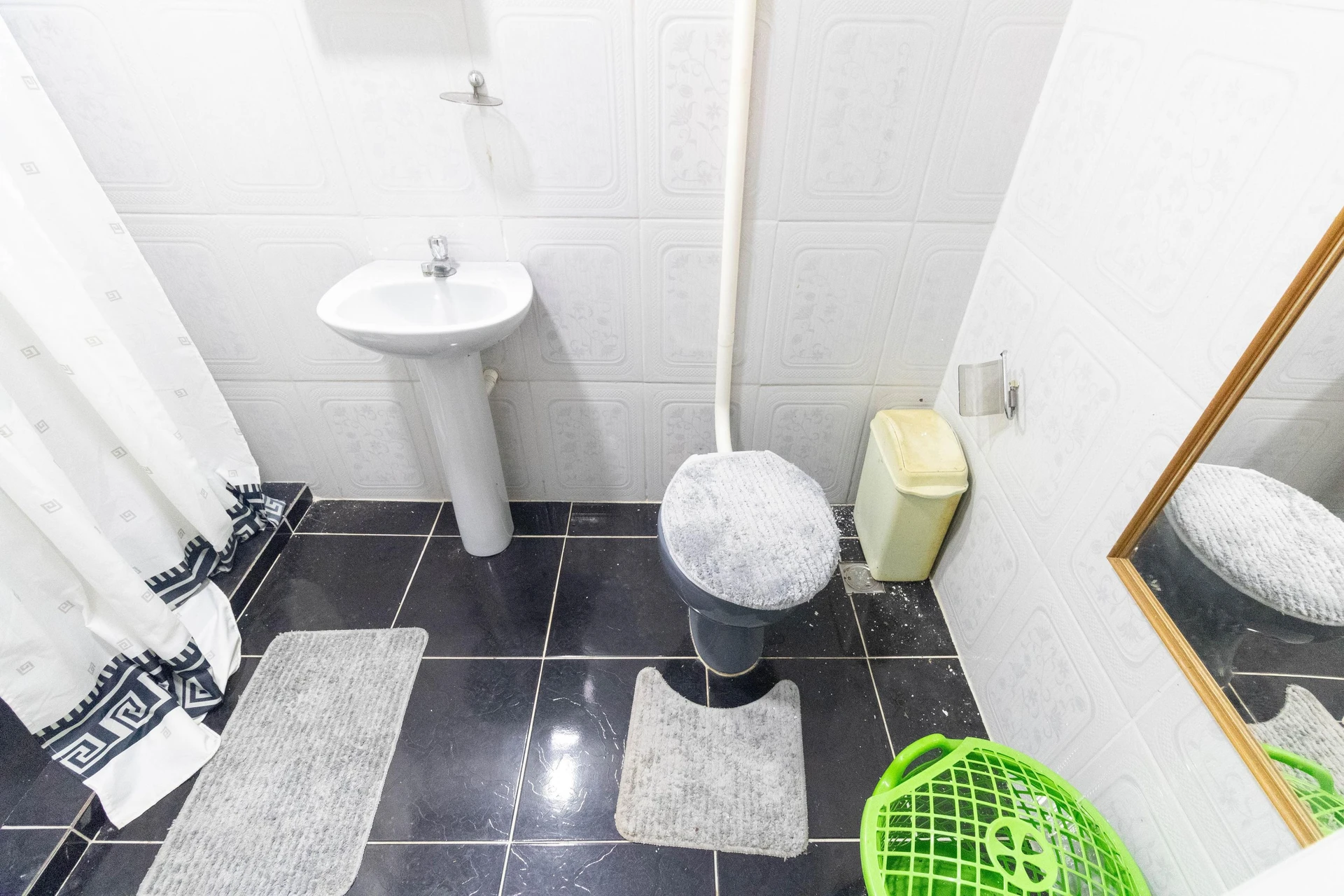 Casa amueblada con 6 dormitorios, 3 baños y jardín propio — photo 81