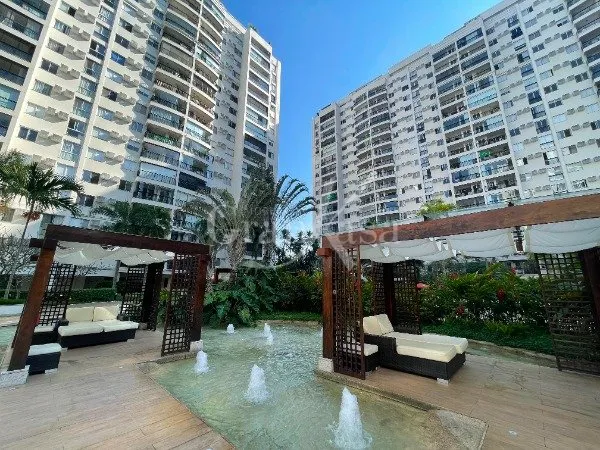 Apartment with 2 bedrooms, 1 bath, and a balcony — photo 24