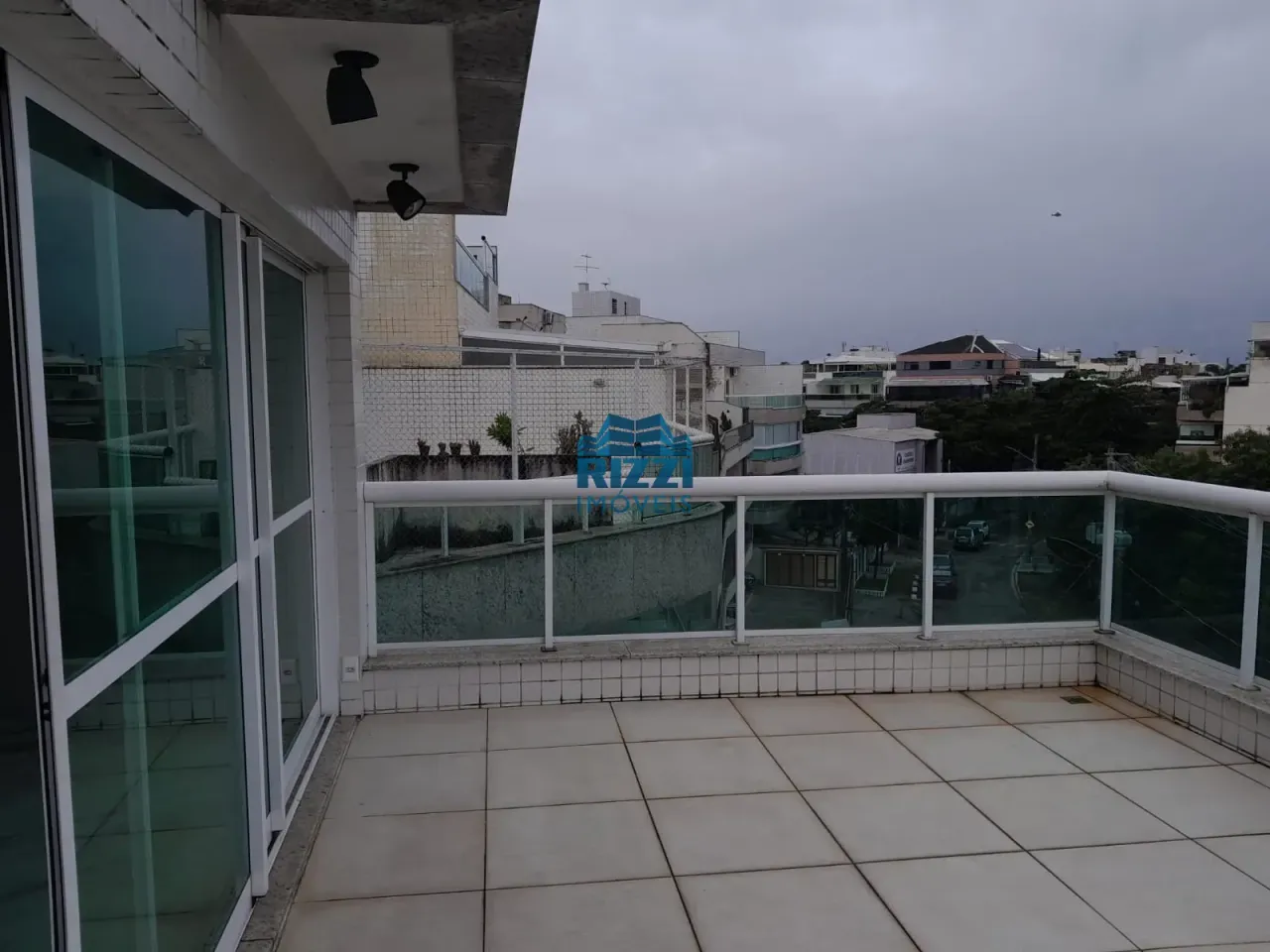 Apartamento com 3 quartos e 5 banheiros com terraço — photo 5