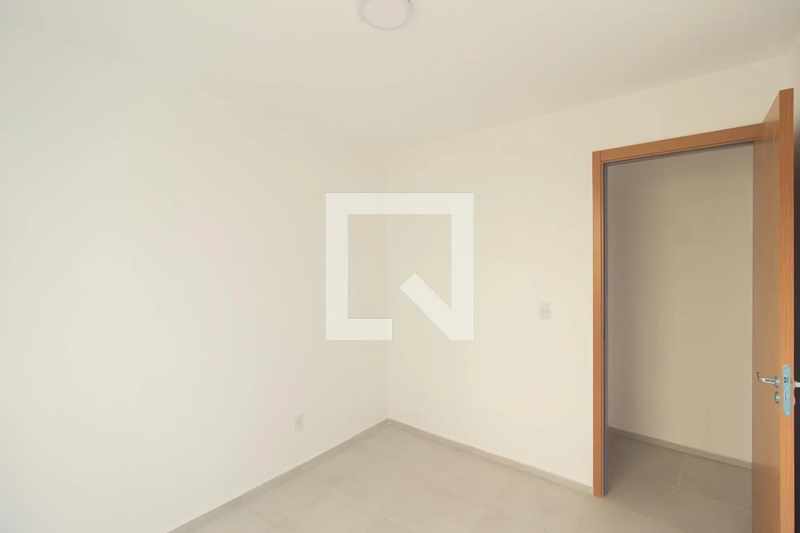 2-bedroom apartment in a building with a pool — photo 55