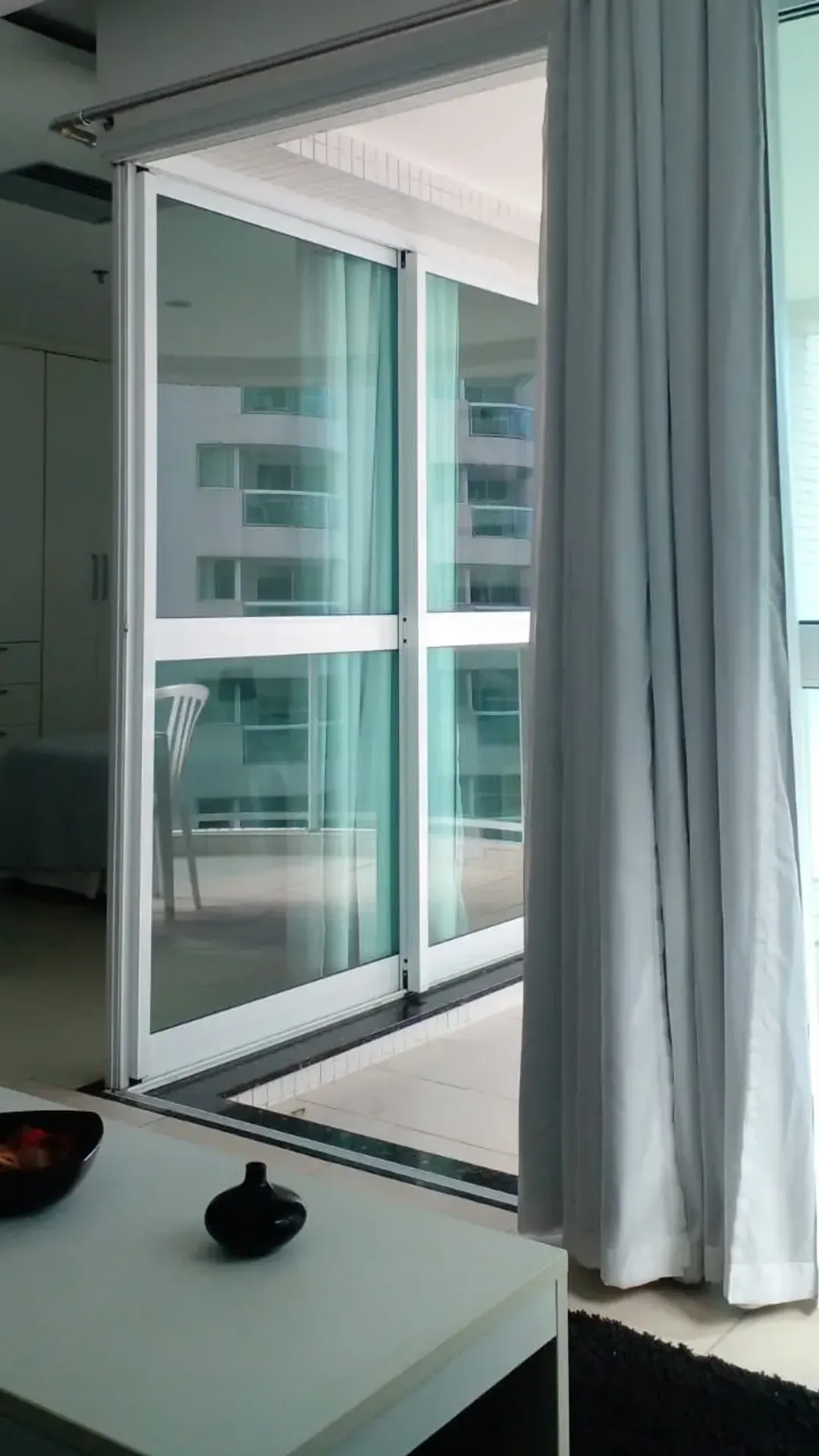 Apartamento mobiliado de 1 quarto com varanda e 1 vaga — photo 21