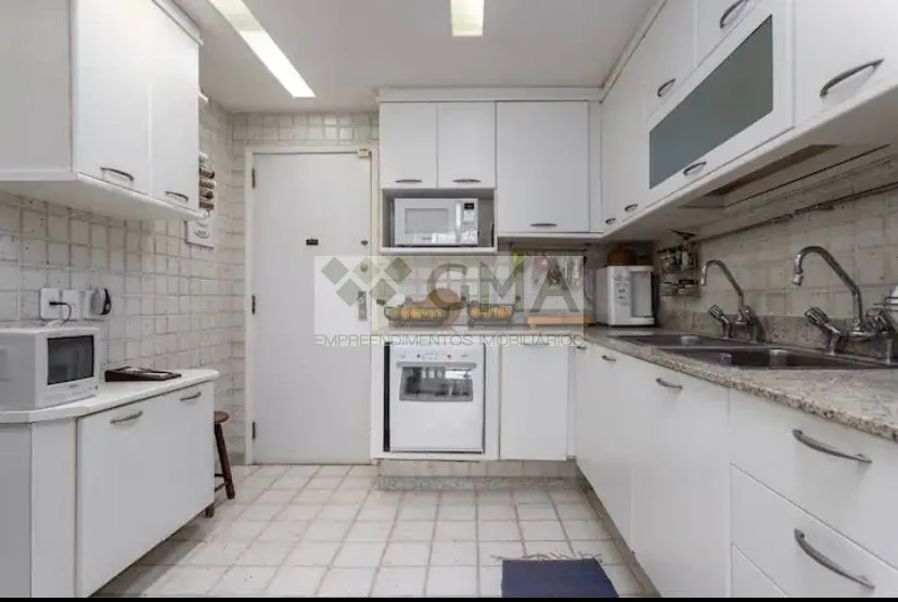 Apartamento mobiliado com 2 quartos e 3 banheiros — photo 13