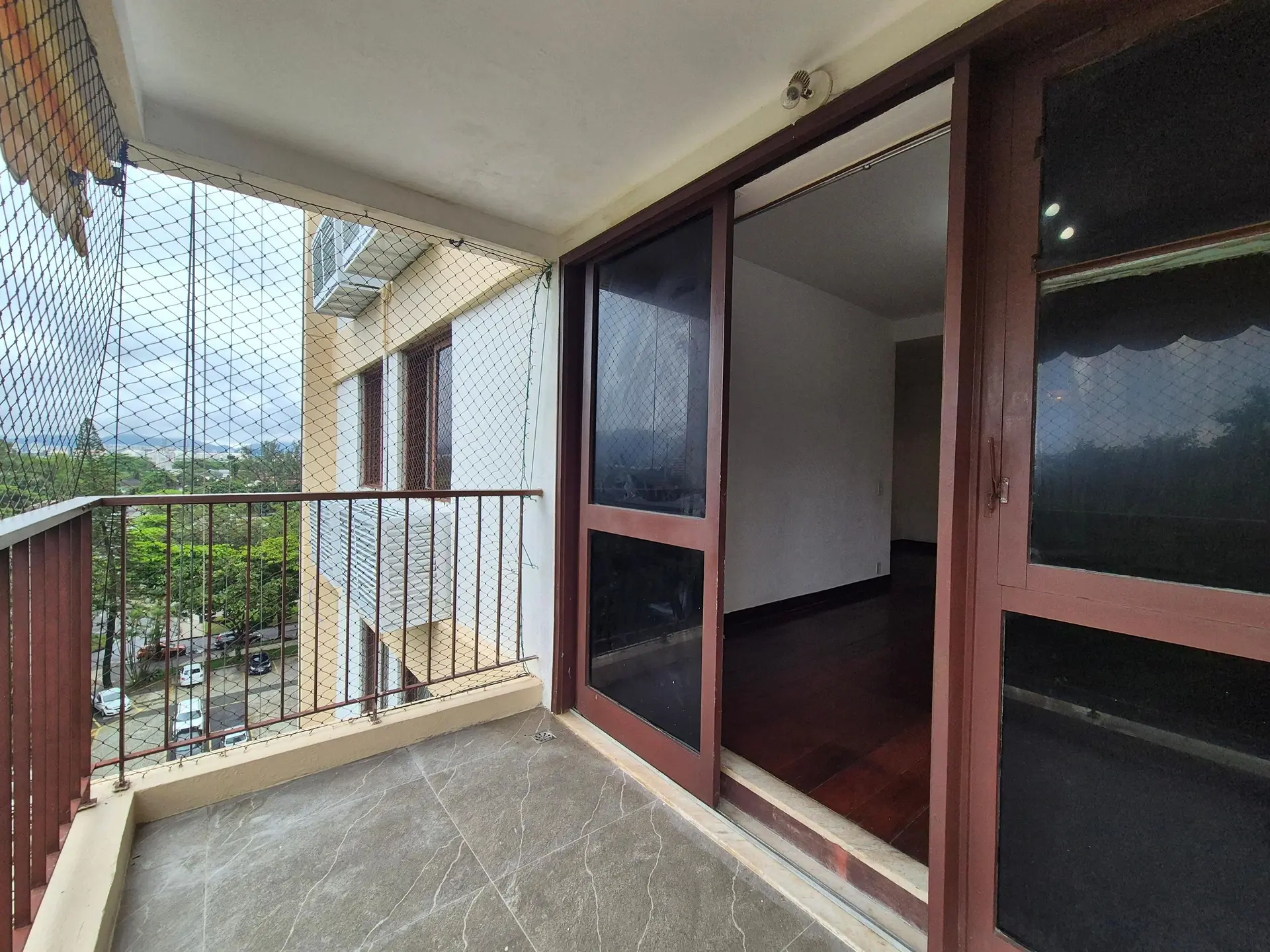 2-bedroom apartment in a building with a sauna — photo 3