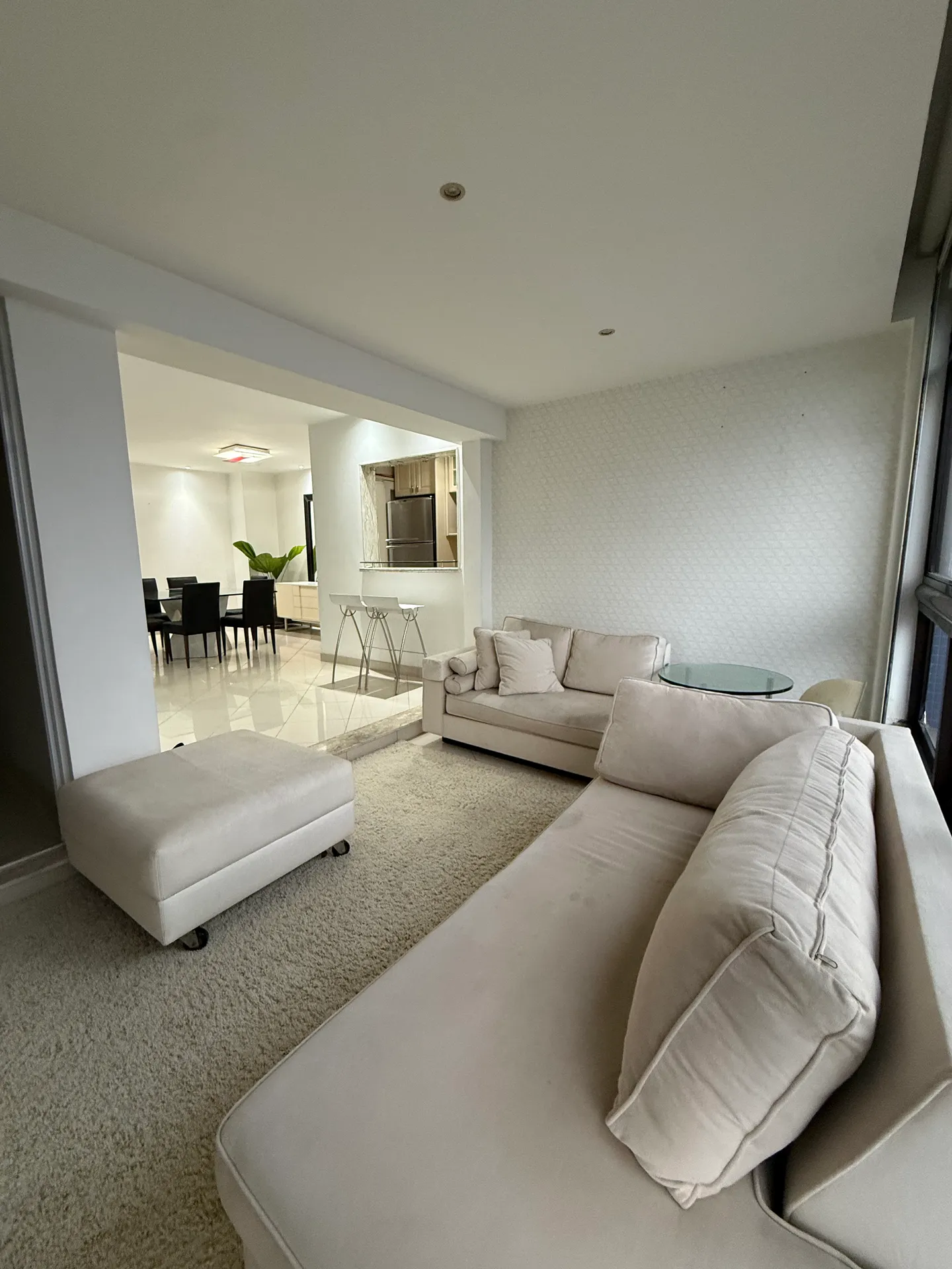 Floor-to-ceiling windows in a one-bedroom apartment, 62 m² — photo 16