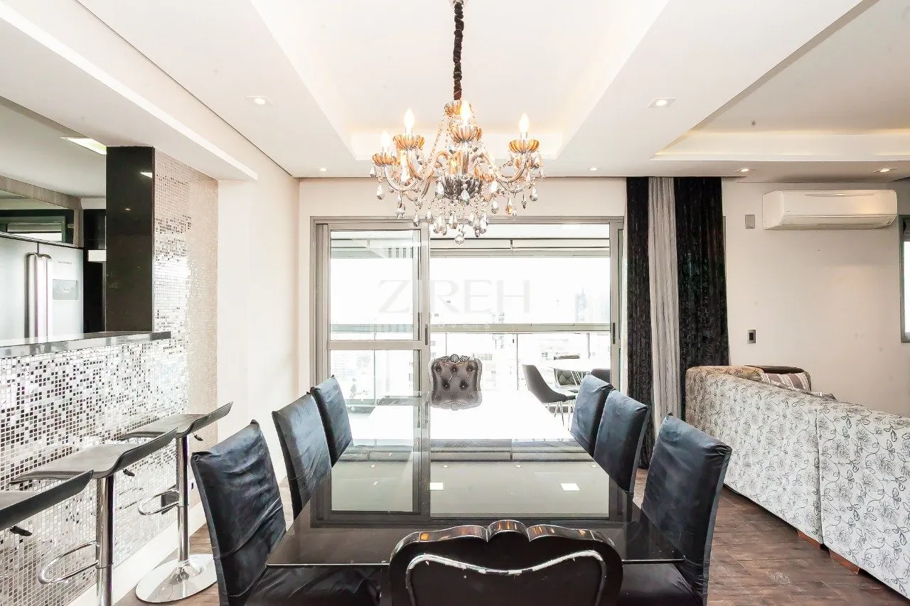 Furnished apartment, 134 m², with floor-to-ceiling windows — photo 15