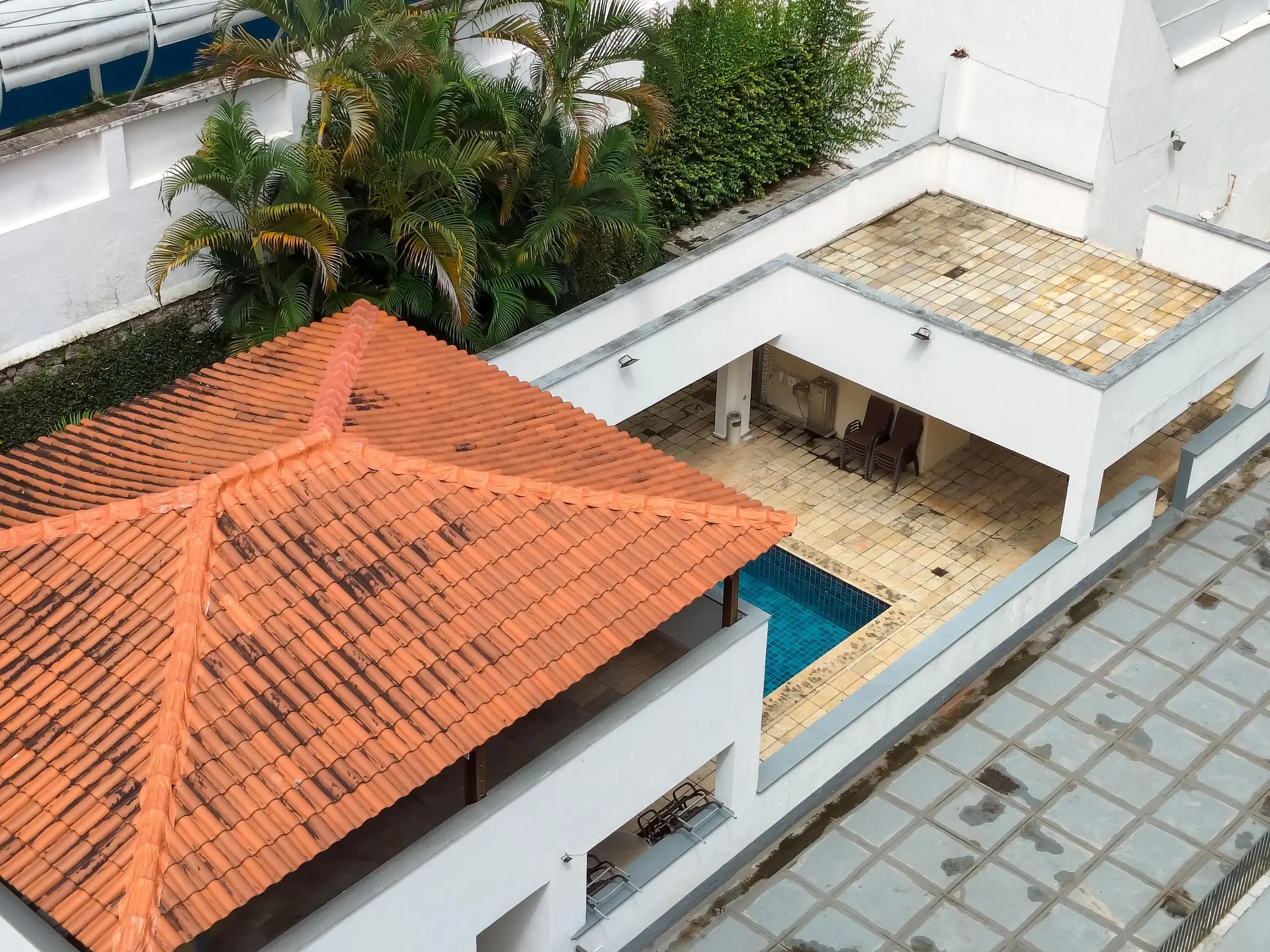 Mountain view in a 3-bedroom apartment, 200 m² — photo 67