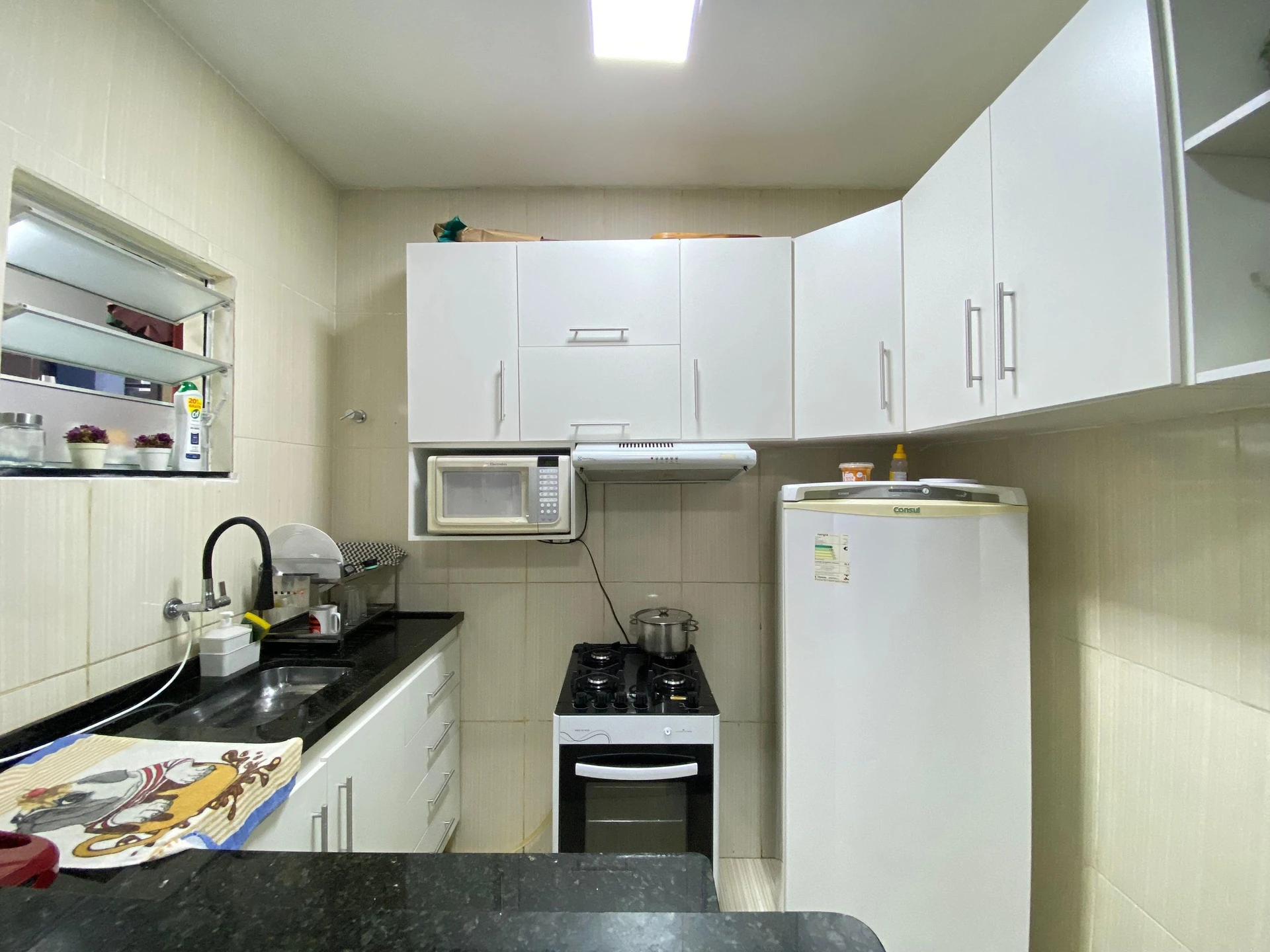 One-bedroom house with a washing machine in Rio de Janeiro — photo 14