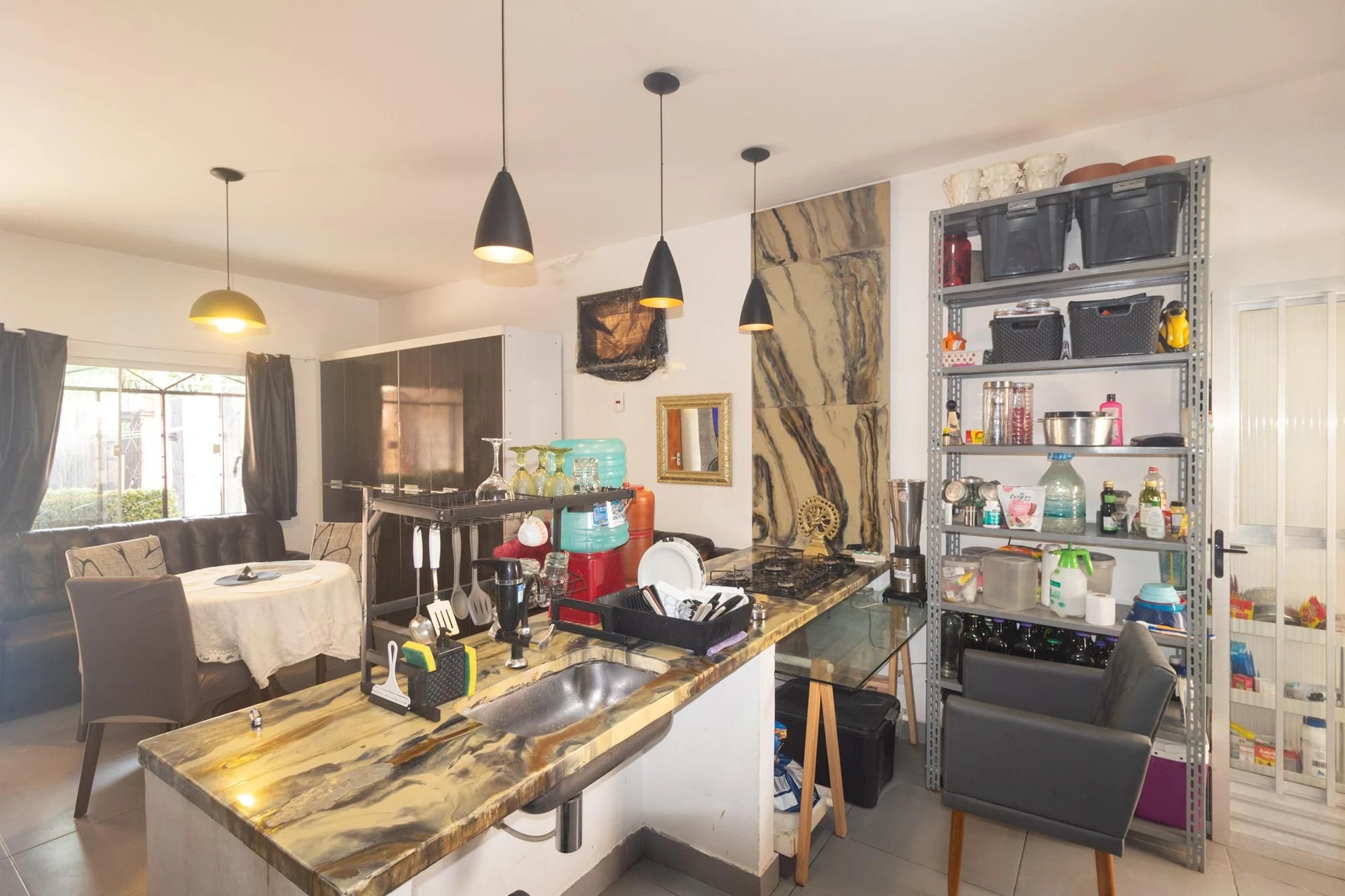 Furnished house with 2 bedrooms, garden and balcony — photo 6