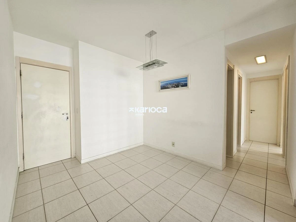90 m² apartment with 3 bedrooms and built-in wardrobes — photo 14
