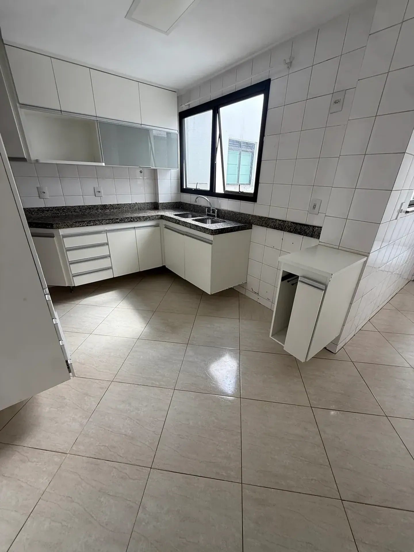 Apartment on the 2nd floor with a home office — photo 19