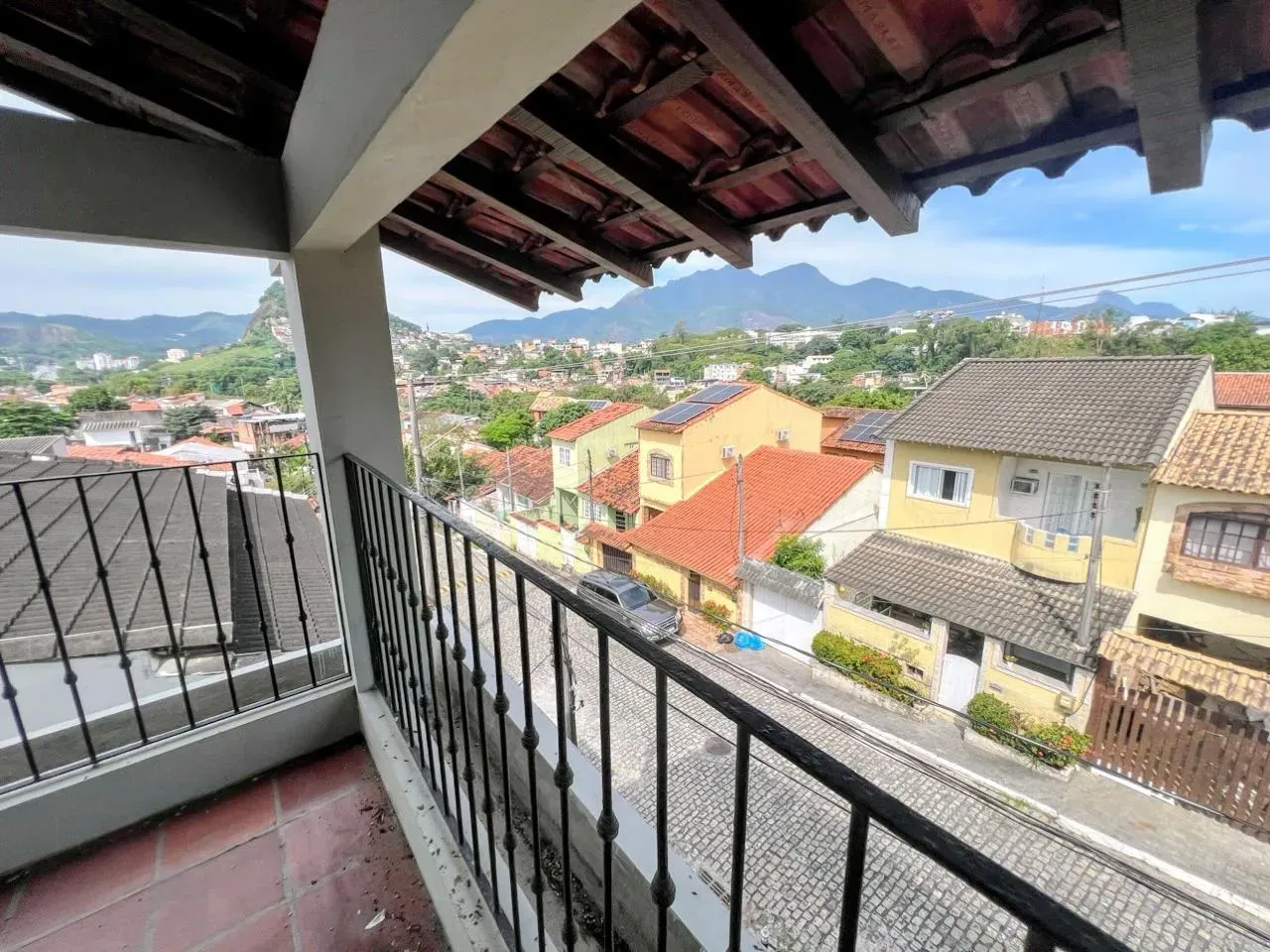 House, 285 m², with a grill on the balcony — photo 4