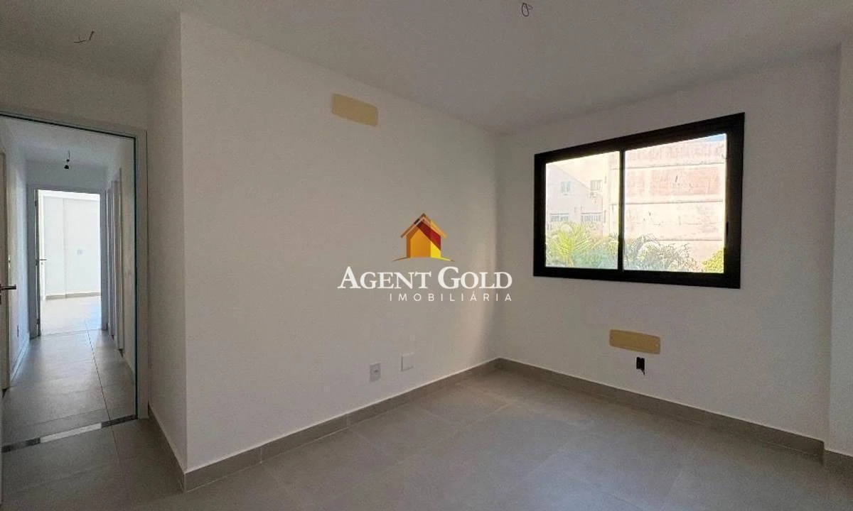 3-bedroom apartment, 1 with its own bathroom, 127 m² — photo 18