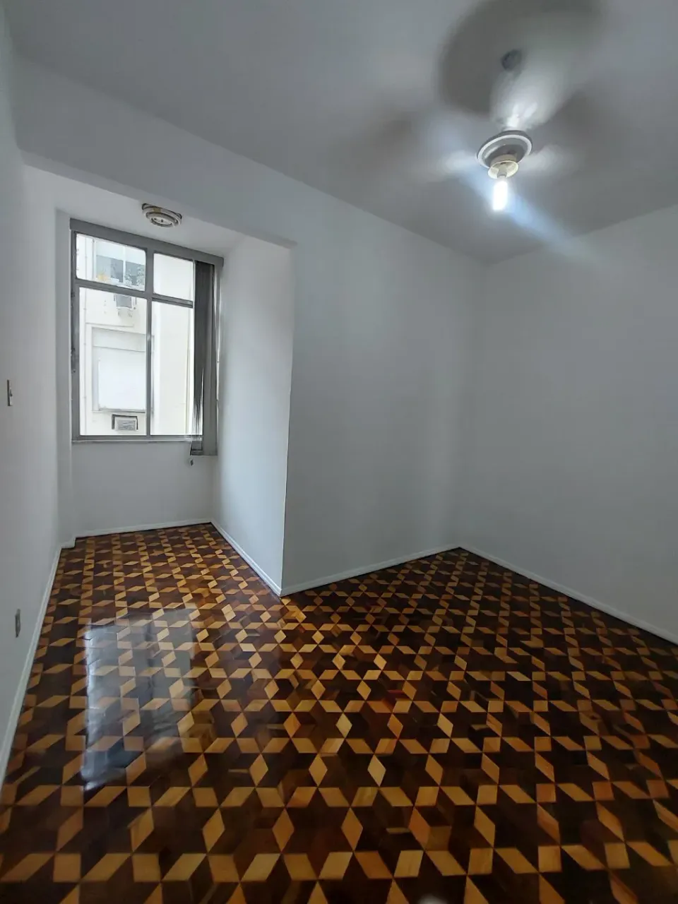 3-bedroom apartment with built-in wardrobes — photo 14