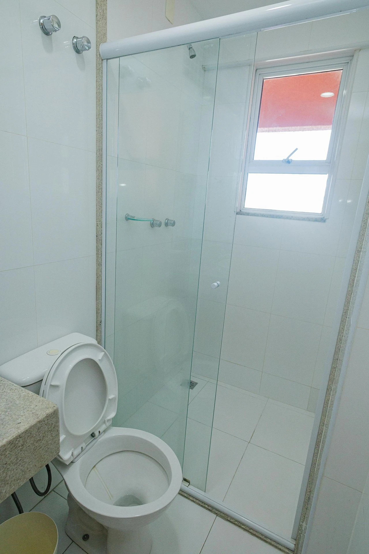 Меблированная квартира с балконом и 1 спальней — photo 20