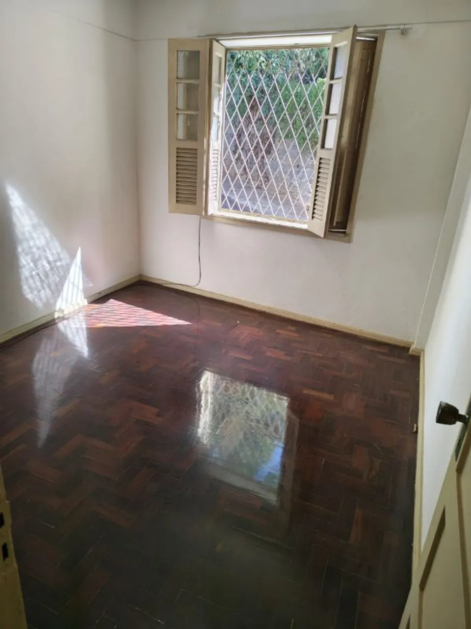 2-bedroom apartment with 1 bathroom and no parking — photo 5