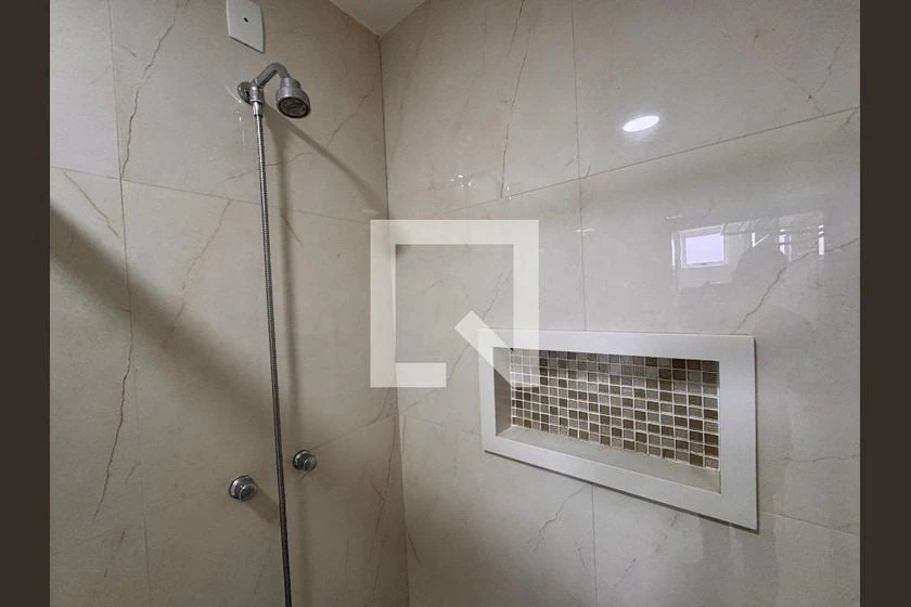 4-bedroom apartment in a building with a sauna — photo 26
