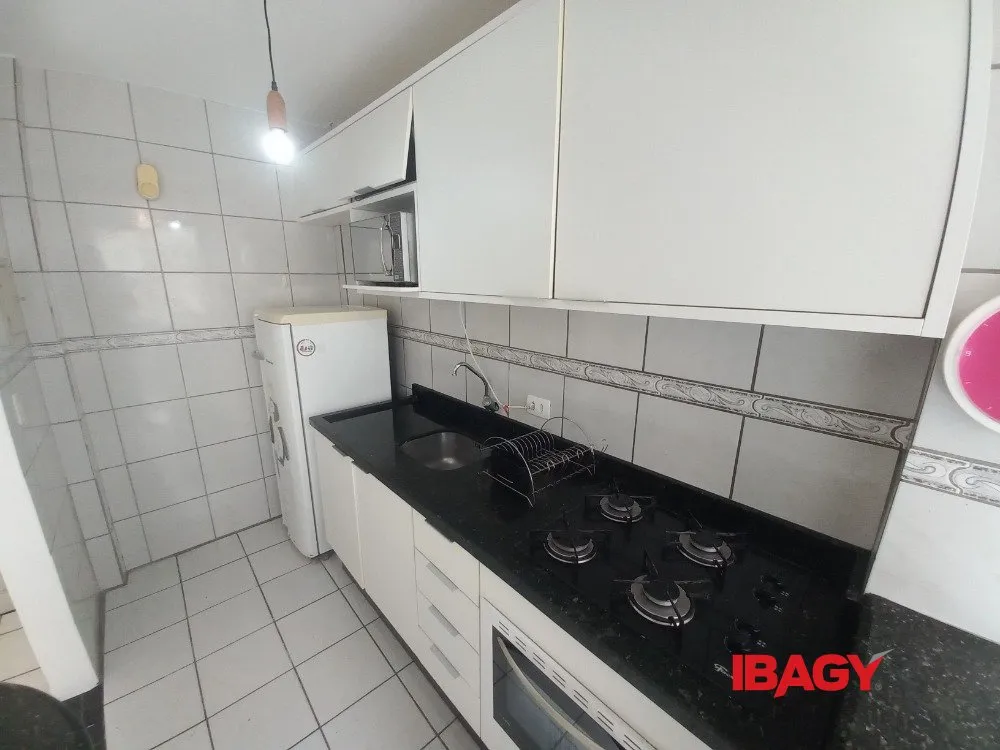64 m² unfurnished apartment with 2 bedrooms and 1 bath — photo 8