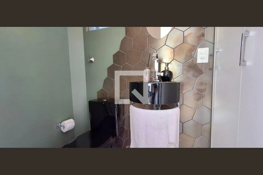 Квартира с 3 спальнями, 1 с ванной и балконом — photo 5