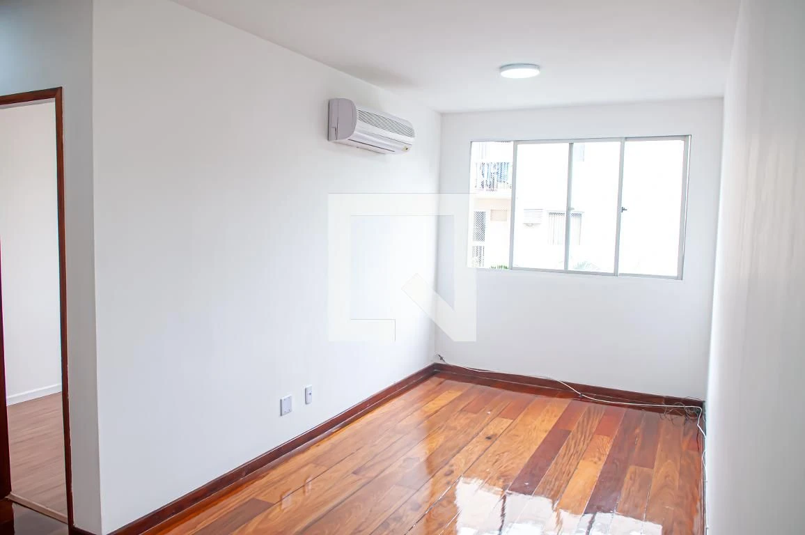 2-bedroom apartment with no parking and private BBQ — photo 5