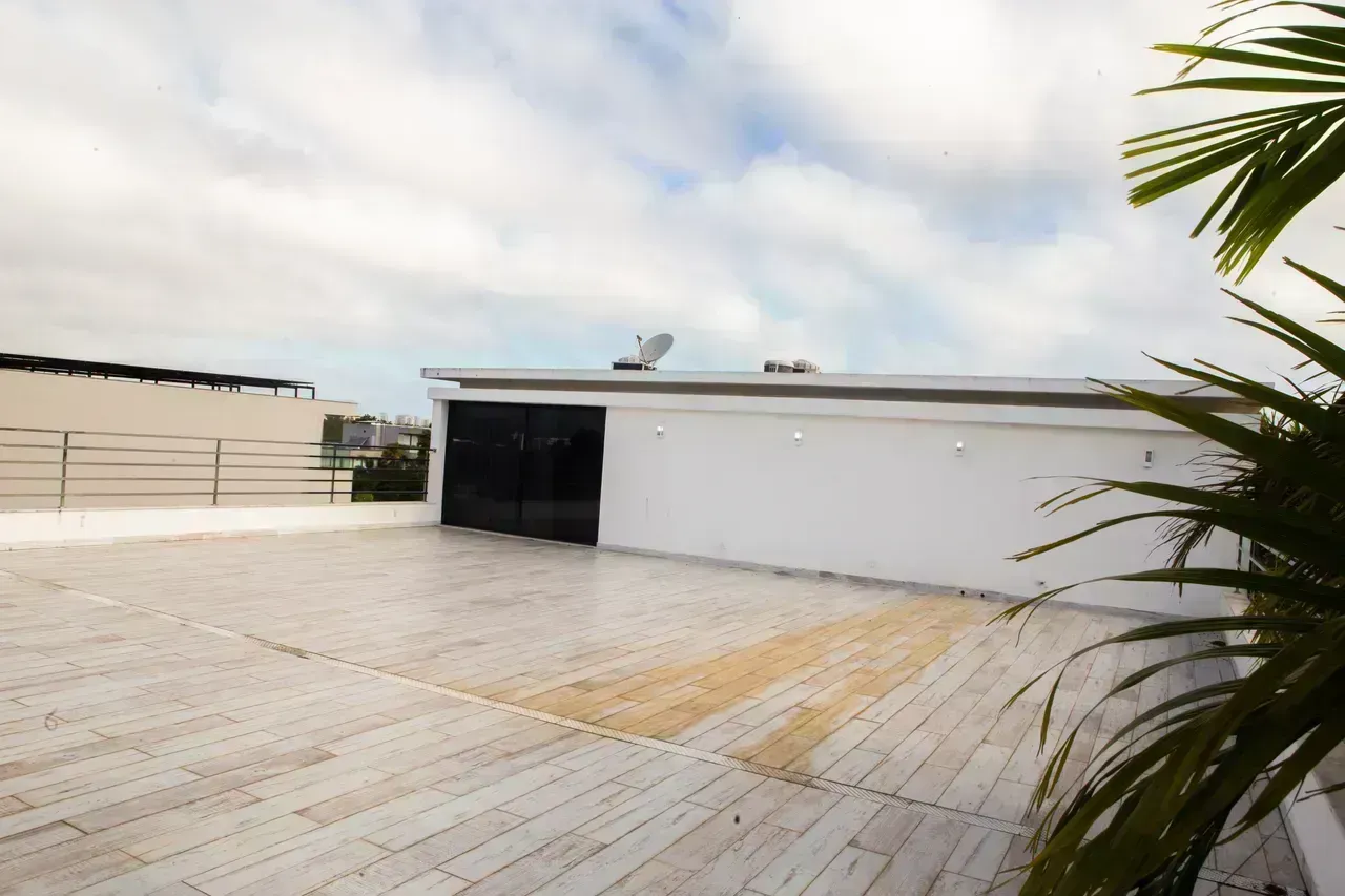 Casa triplex mobiliada com 5 suítes e 1.200 m² — photo 18