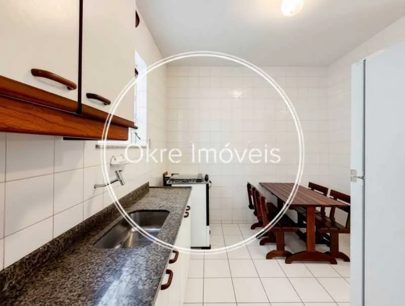 3-bedroom house with a grill on the balcony — photo 4