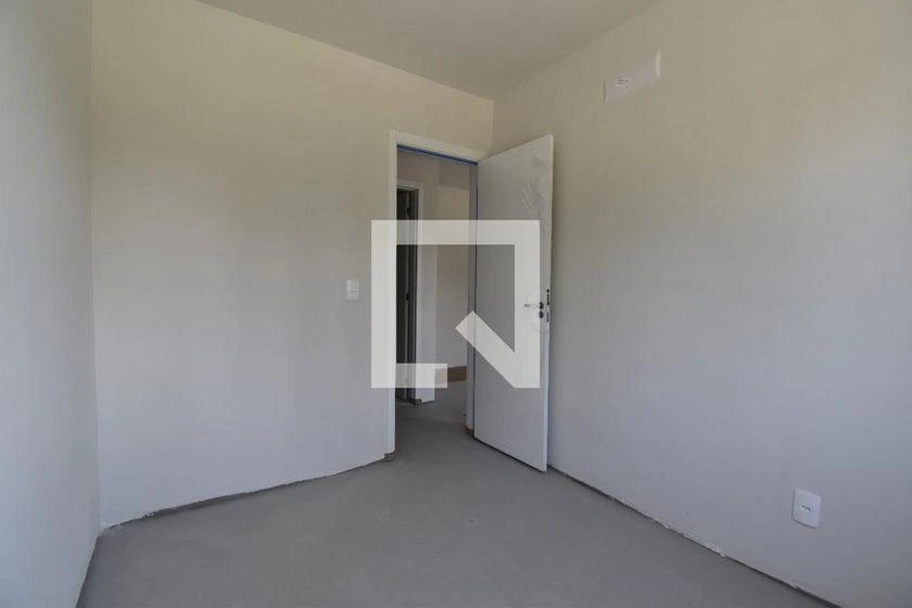 Balcony with a grill in a 2-bedroom apartment, 53 m² — photo 28