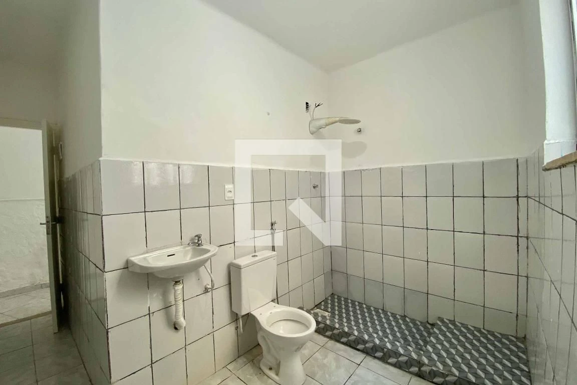 Rental apartment with 3 bedrooms and a private garden — photo 5