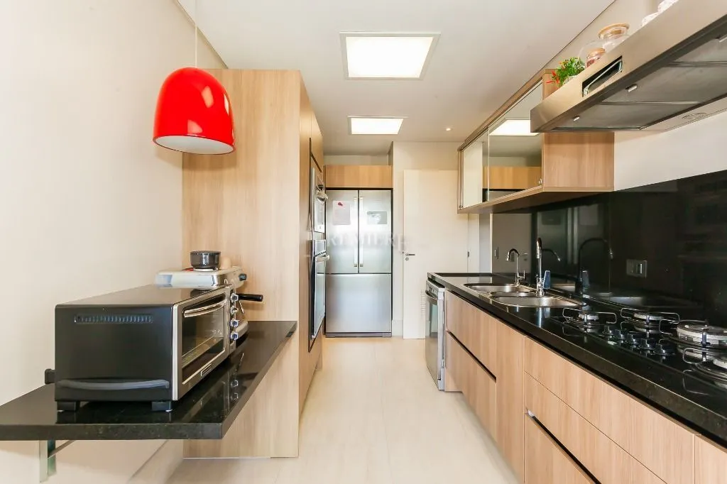 Furnished 158 m² apartment with 3 bedrooms and 5 bathrooms — photo 12