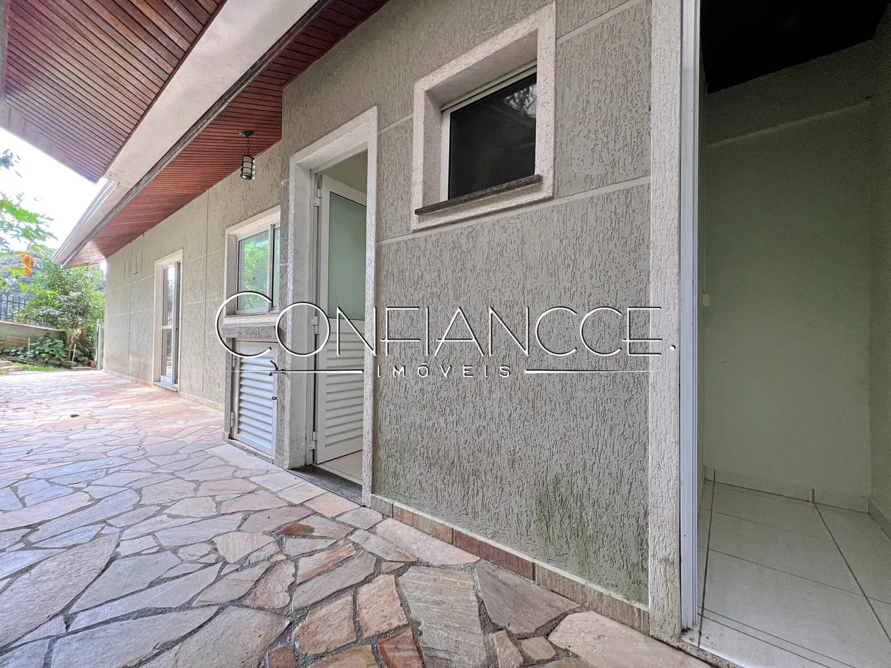 2-bedroom house with 2 bathrooms and 1 parking space — photo 18