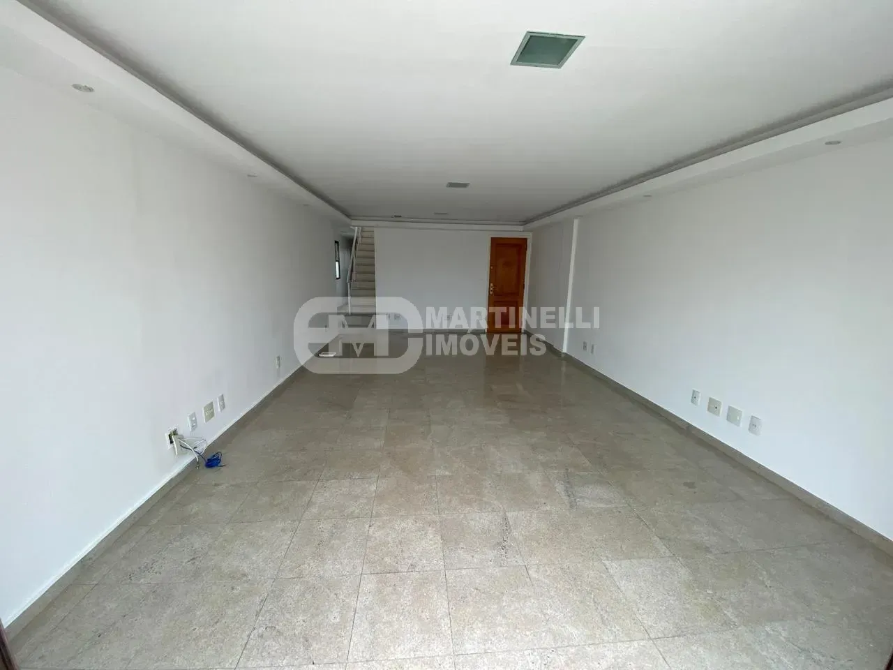 Unfurnished apartment with 3 bedrooms and 5 bathrooms — photo 15