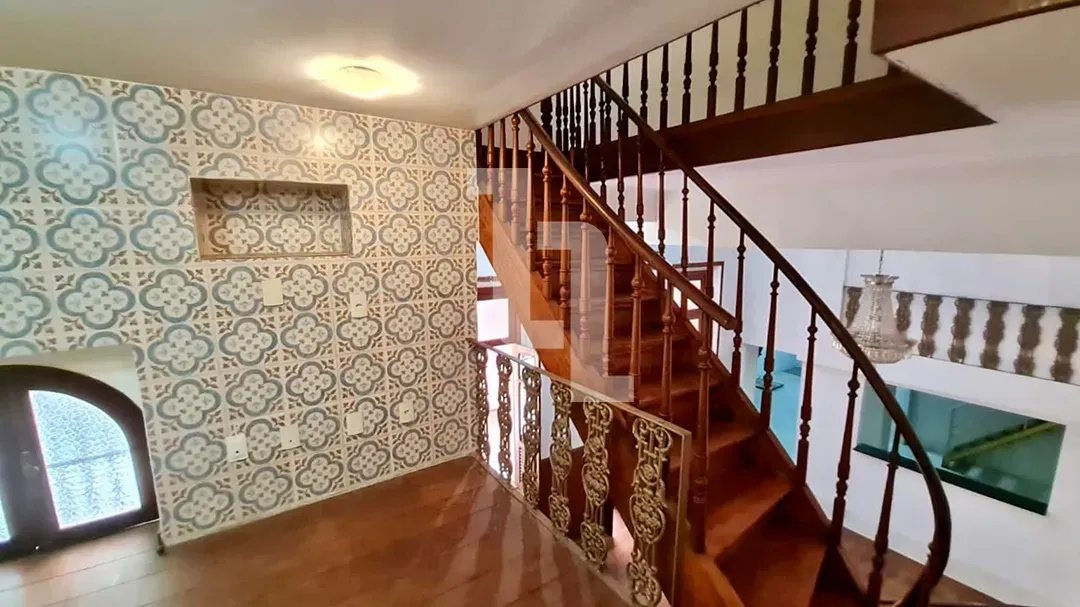 Casa sem mobília com 4 quartos e 4 banheiros — photo 11