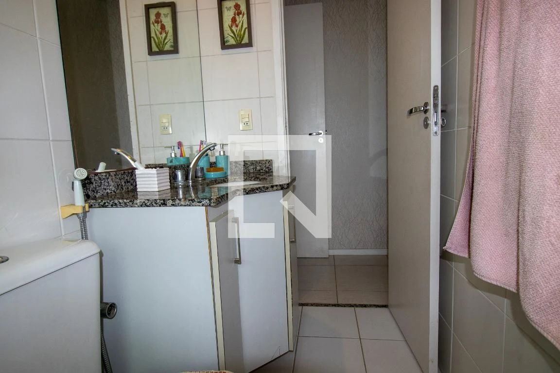 Furnished apartment with 3 bedrooms and 3 bathrooms — photo 44