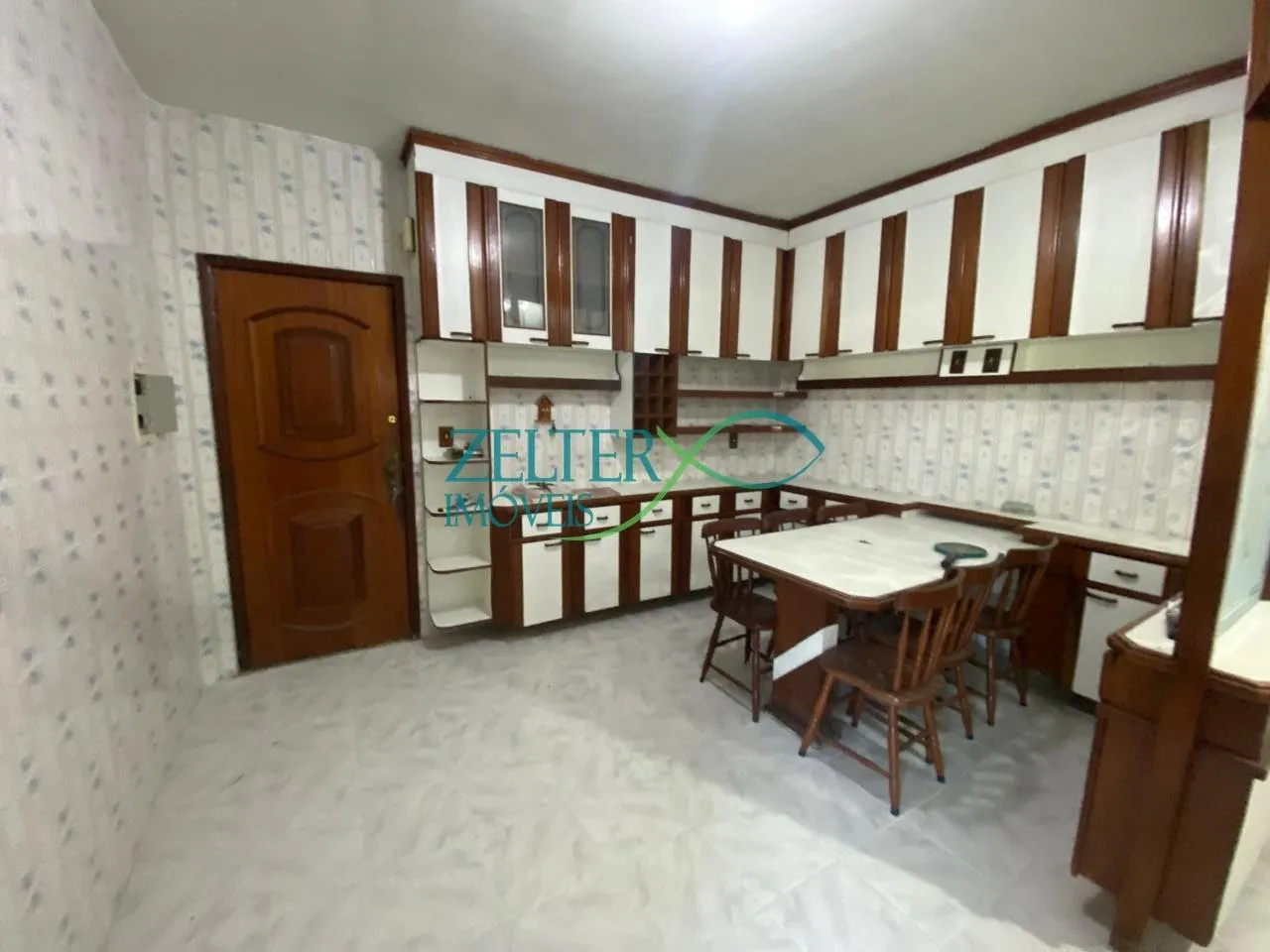 Квартира с отдельной кухней и 2 спальнями — photo 20