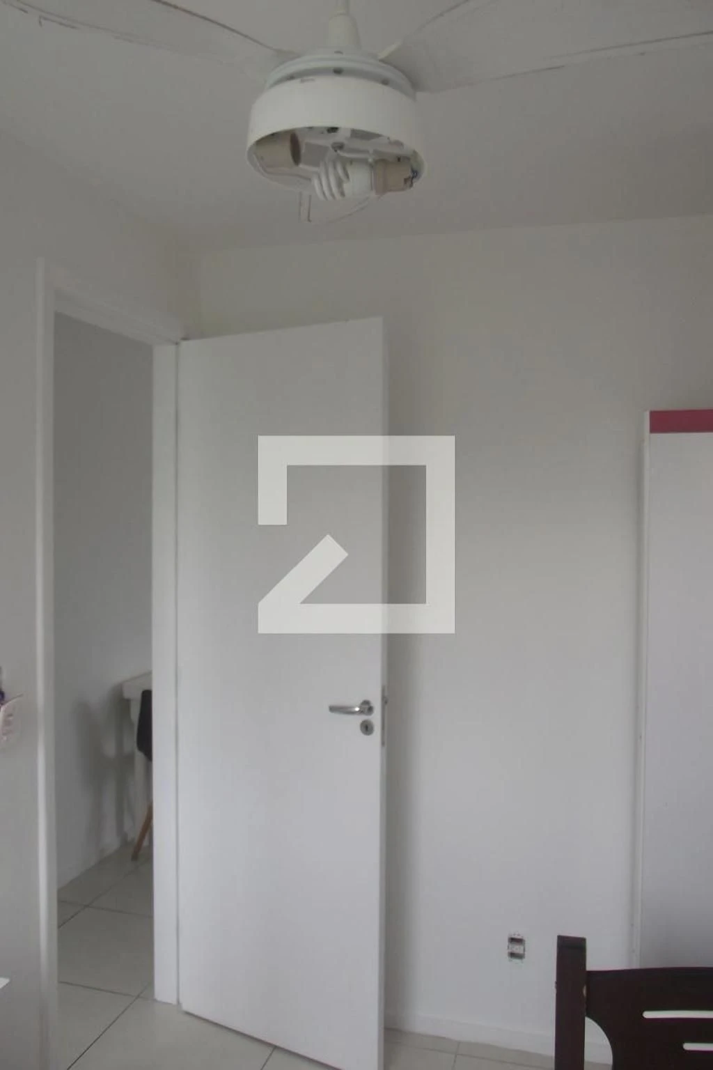 Furnished apartment with 3 bedrooms and enclosed balcony — photo 12