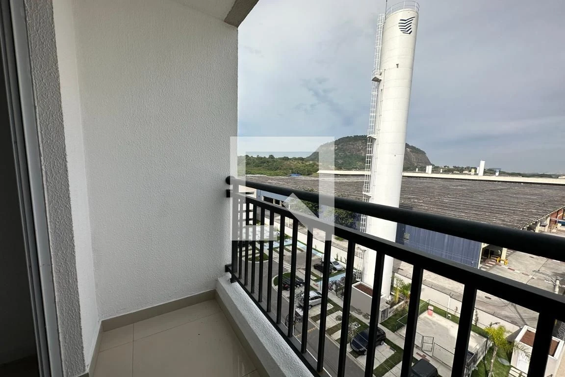 Furnished apartment, 50 m², with a glass-enclosed balcony — photo 11