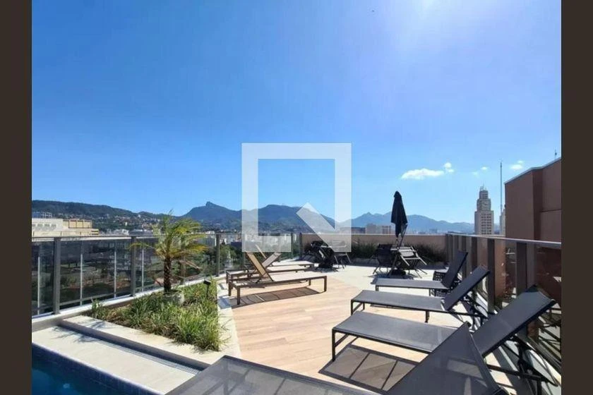 1-bedroom apartment with balcony and 38 m² — photo 5