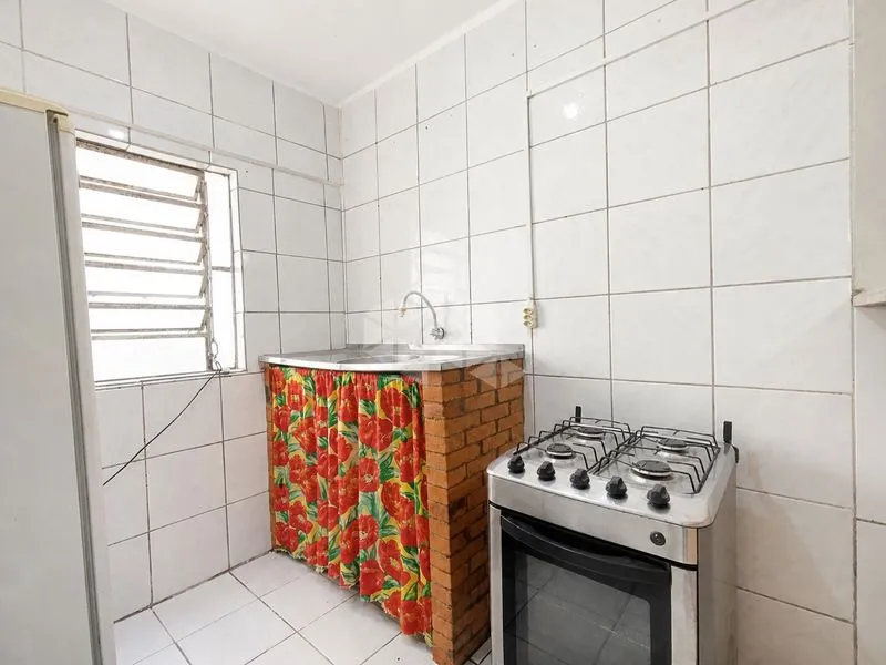 Furnished 2-bedroom, 60 m² apartment in Florianópolis — photo 3