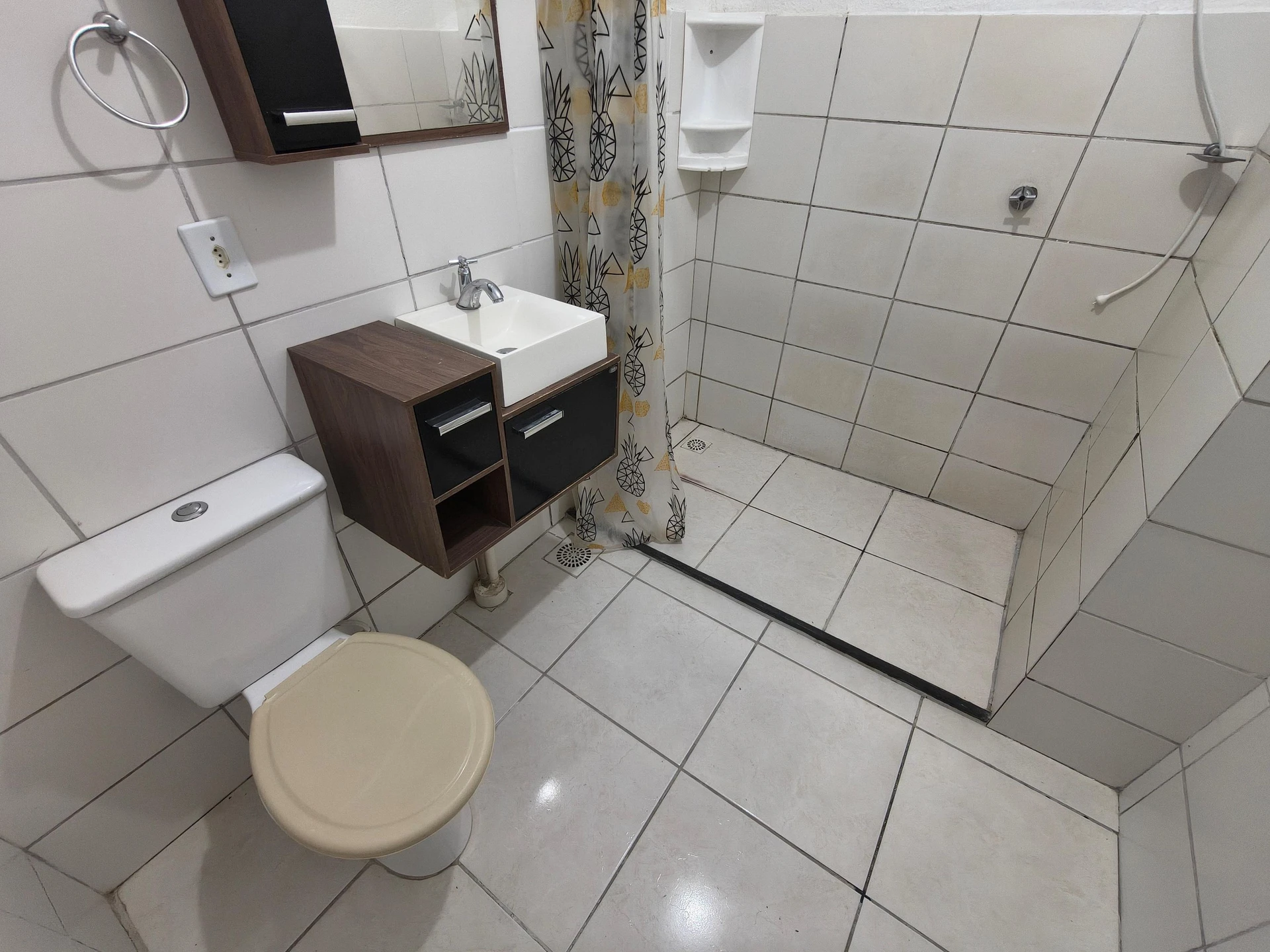 Немебльована квартира з пральною зоною та 2 спальнями — photo 11