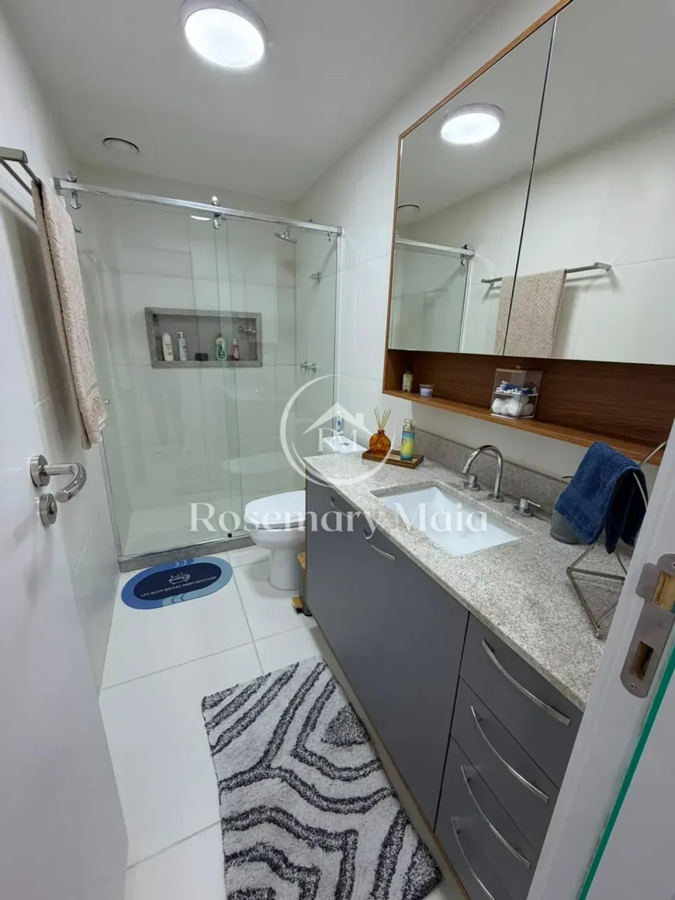 Furnished 127 m² apartment with open-plan kitchen gas — photo 8