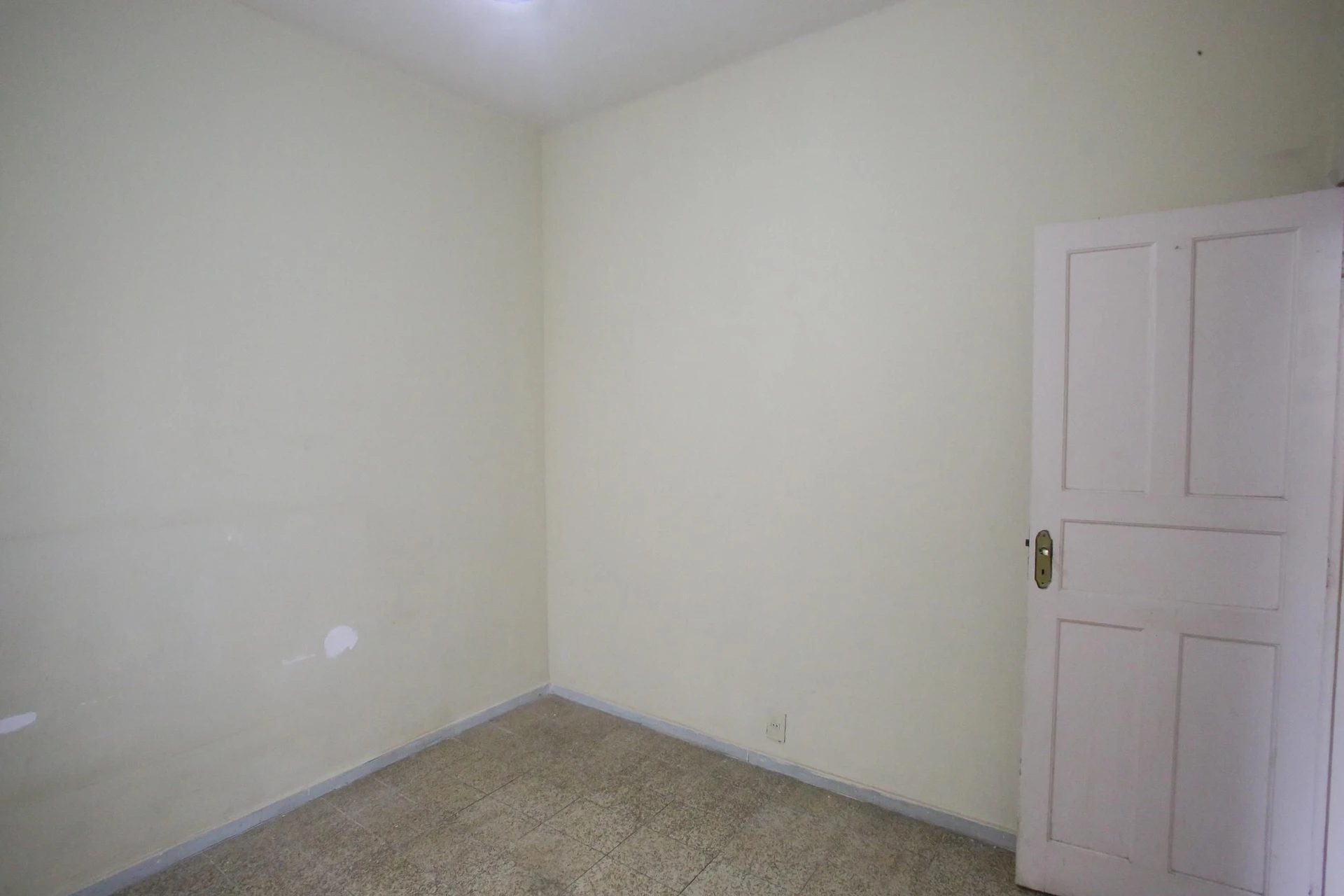 2-bedroom apartment with 2 bathrooms and no parking — photo 22
