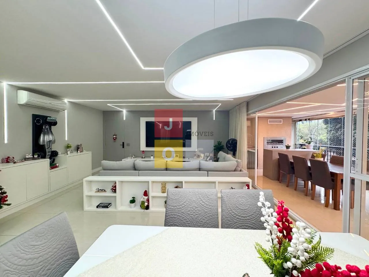 4 quartos e varanda envidraçada: apartamento de 193 m² — photo 4