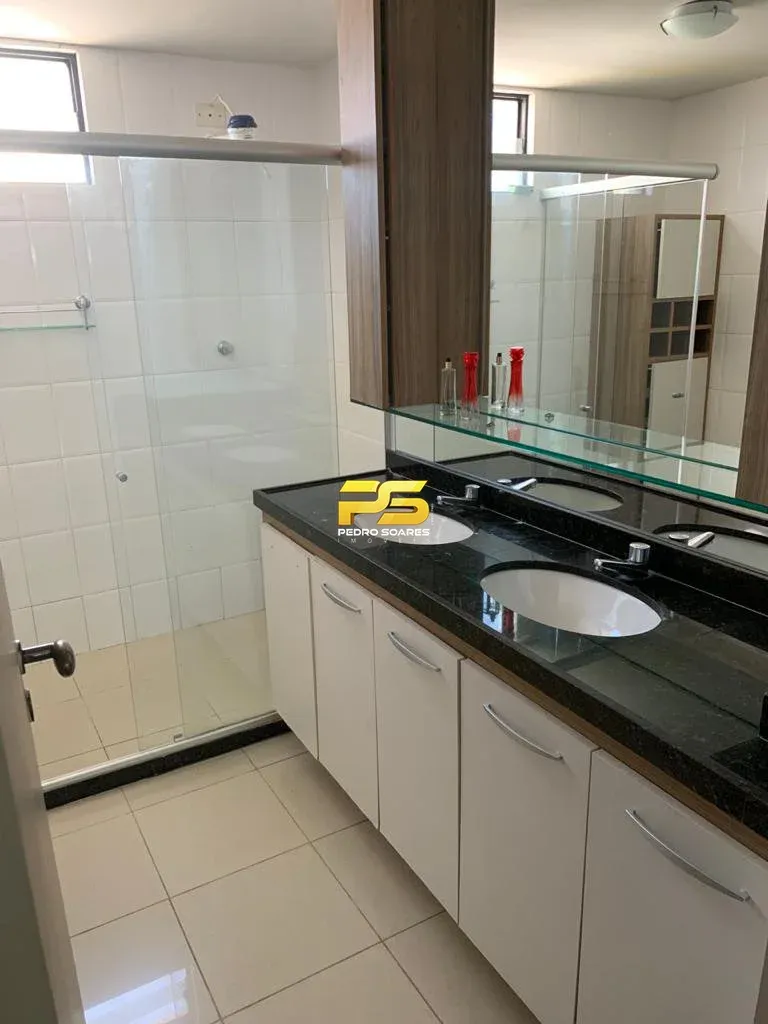 Квартира 204 м² з 3 спальнями з ванною і 2 паркомісцями — photo 18