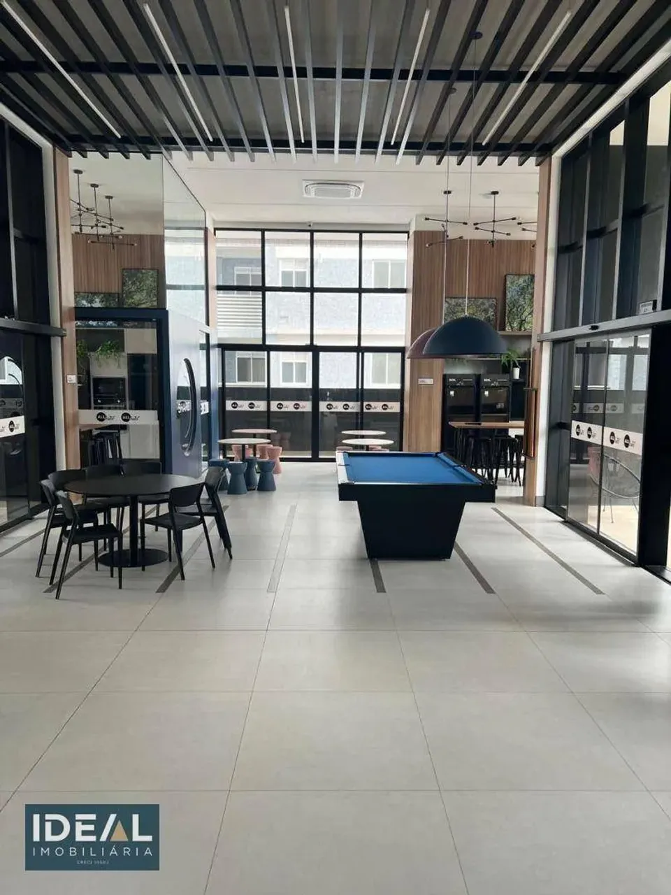 Furnished 1-bedroom apartment with a balcony — photo 18