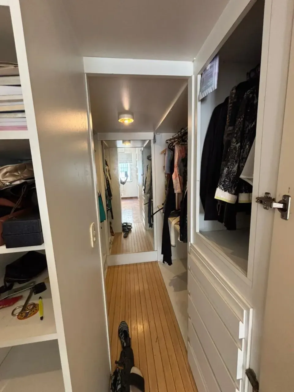 Furnished apartment with a closed kitchen and 4 bedrooms — photo 7