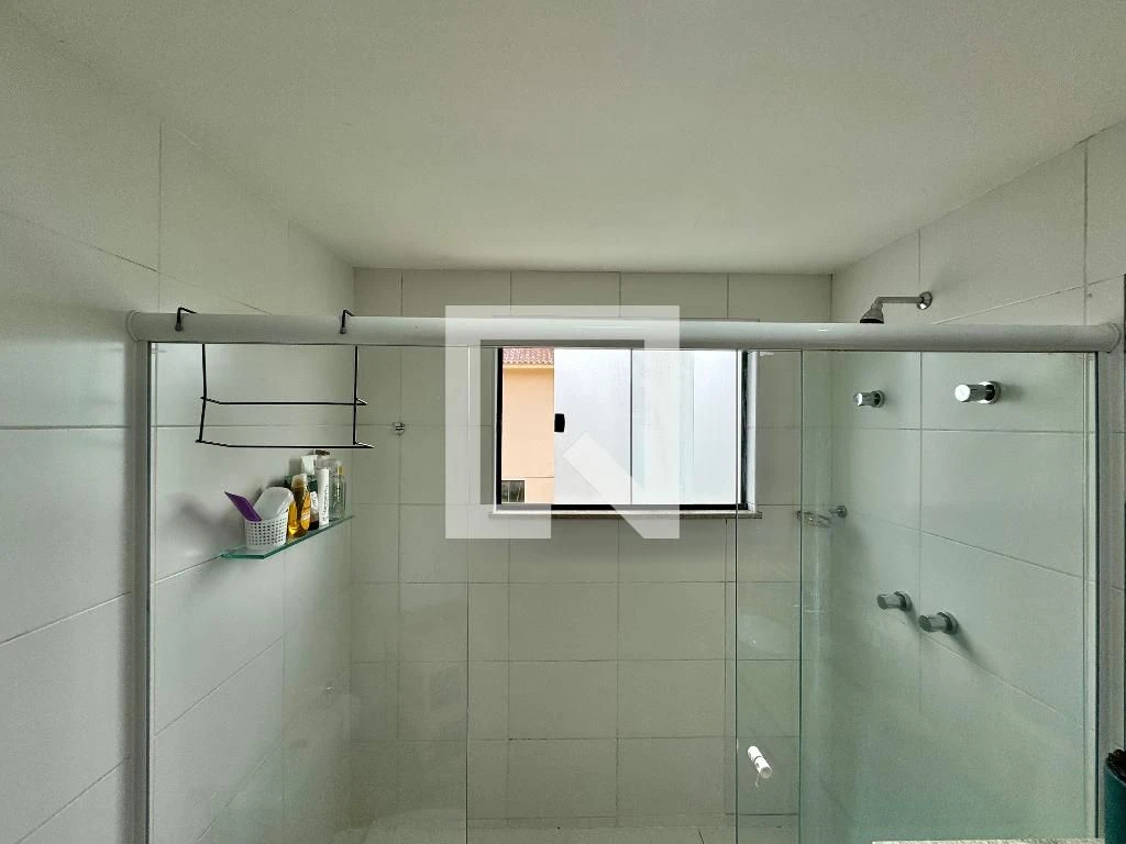 138 m² house with a home office and a walk-in closet — photo 12