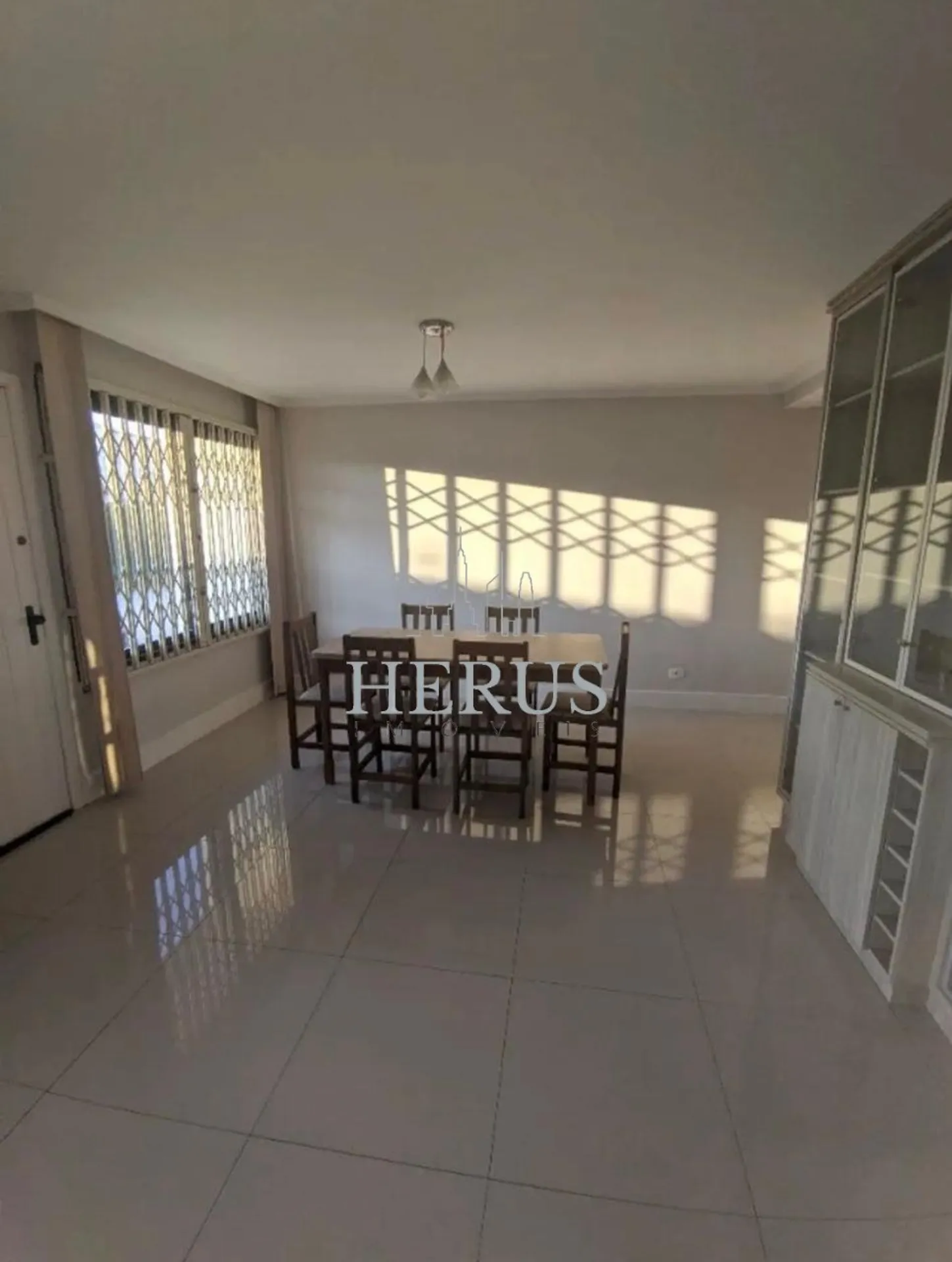 Condo house with 3 bedrooms and 216 m² plus 2 parking