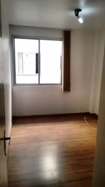 Apartment, 59 m², with wood or laminate floors — photo 4
