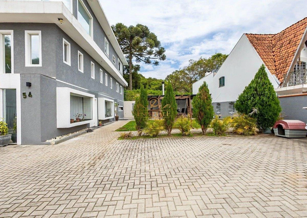 Furnished house with 9 bedrooms and a pool — photo 13
