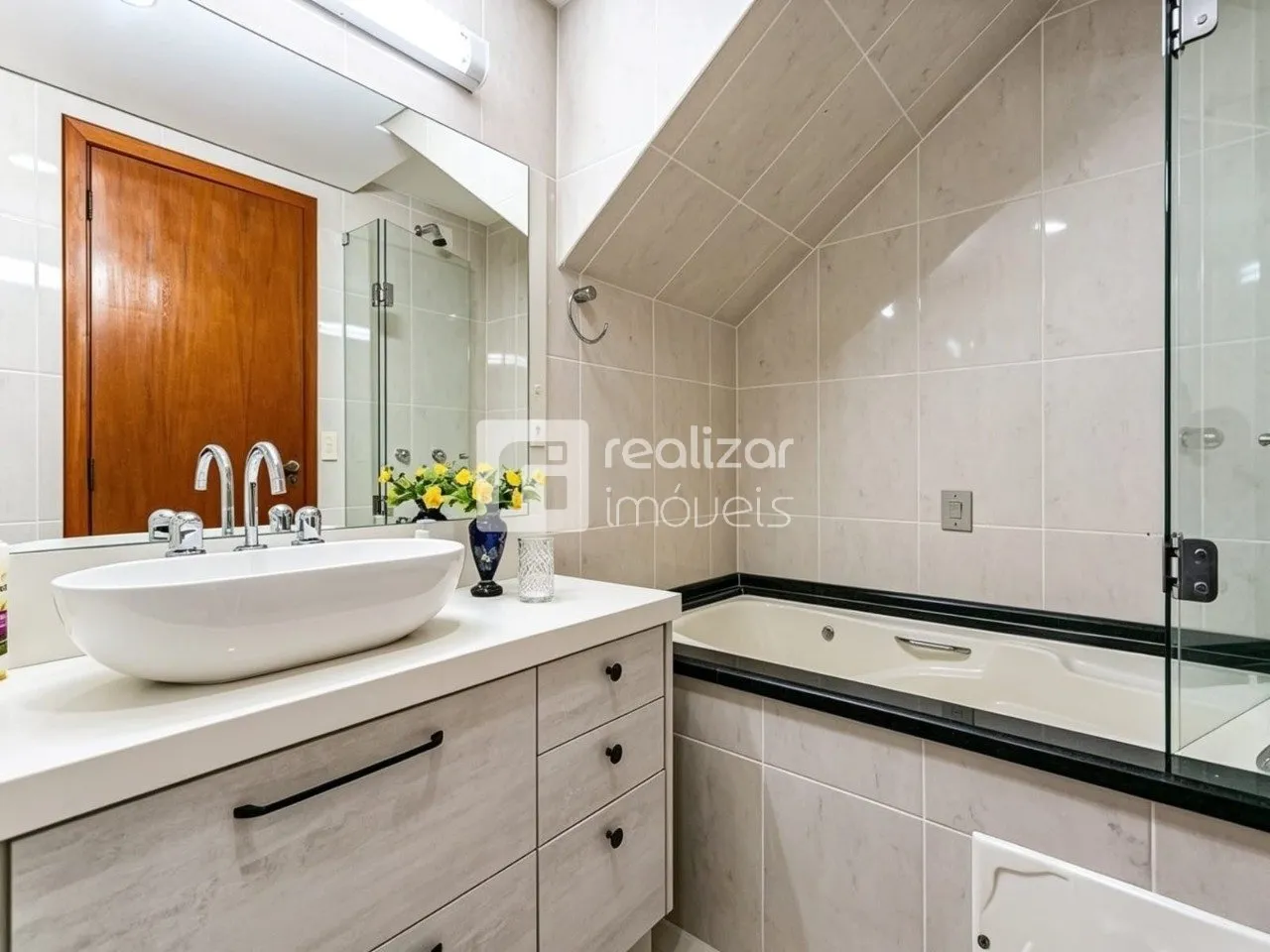 Furnished 297 m² apartment with 3 en-suites and 7th floor — photo 22